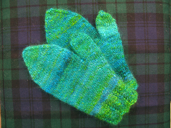 Blue-green-turkoise mittens